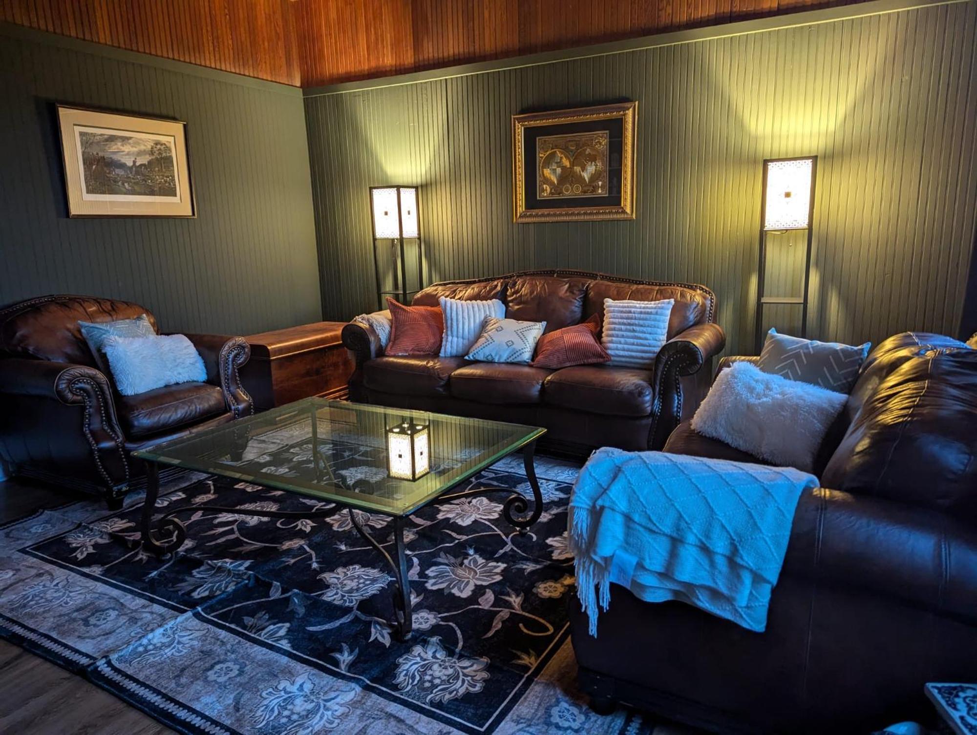 Woodside Farm Country Inn Sooke Extérieur photo