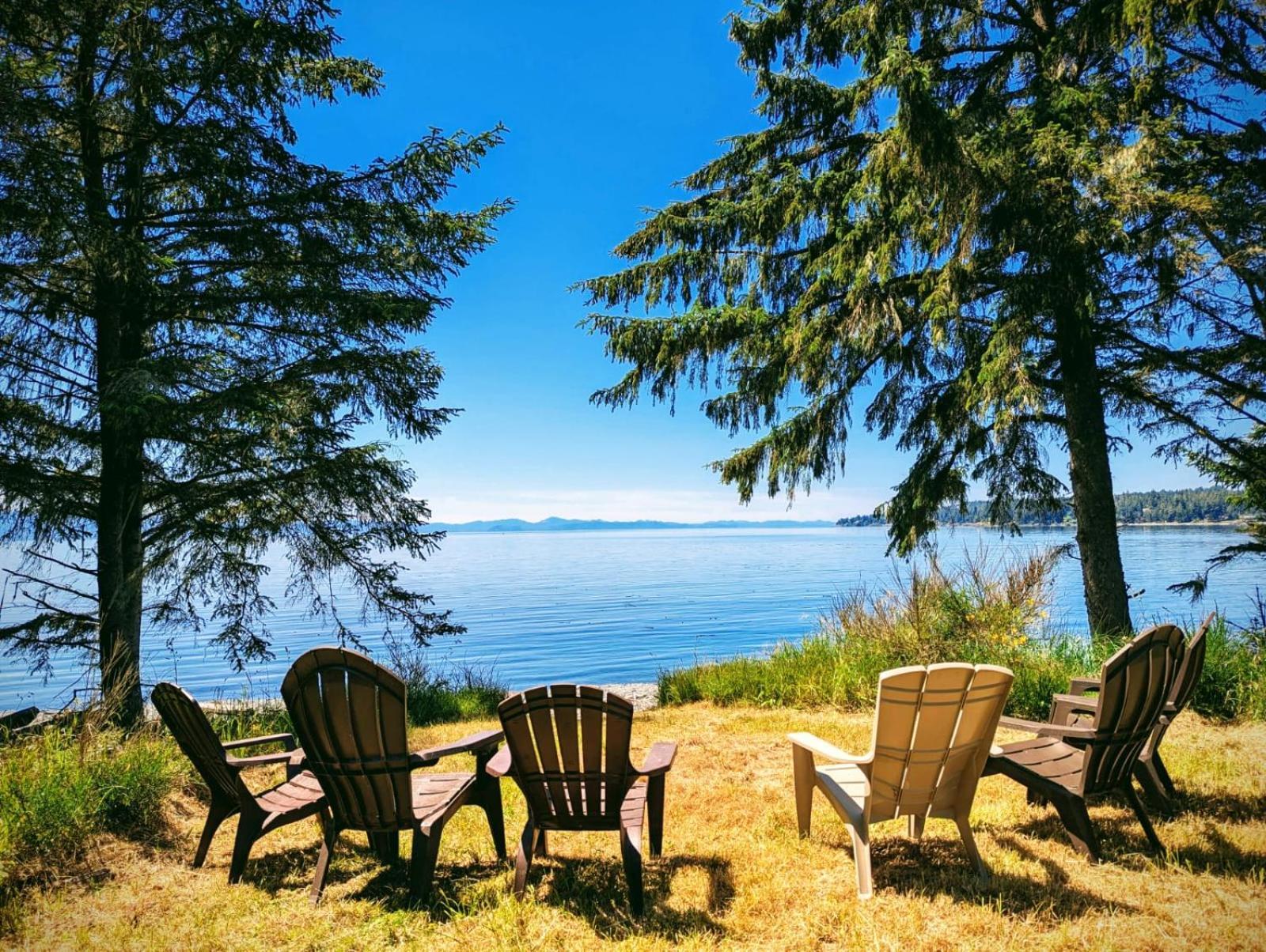 Woodside Farm Country Inn Sooke Extérieur photo